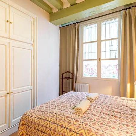 Guestready - Parisian Bliss Near The Louvre Museum * Parigi